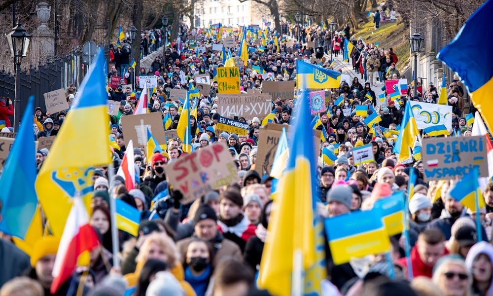 Crowd in Ukraine.